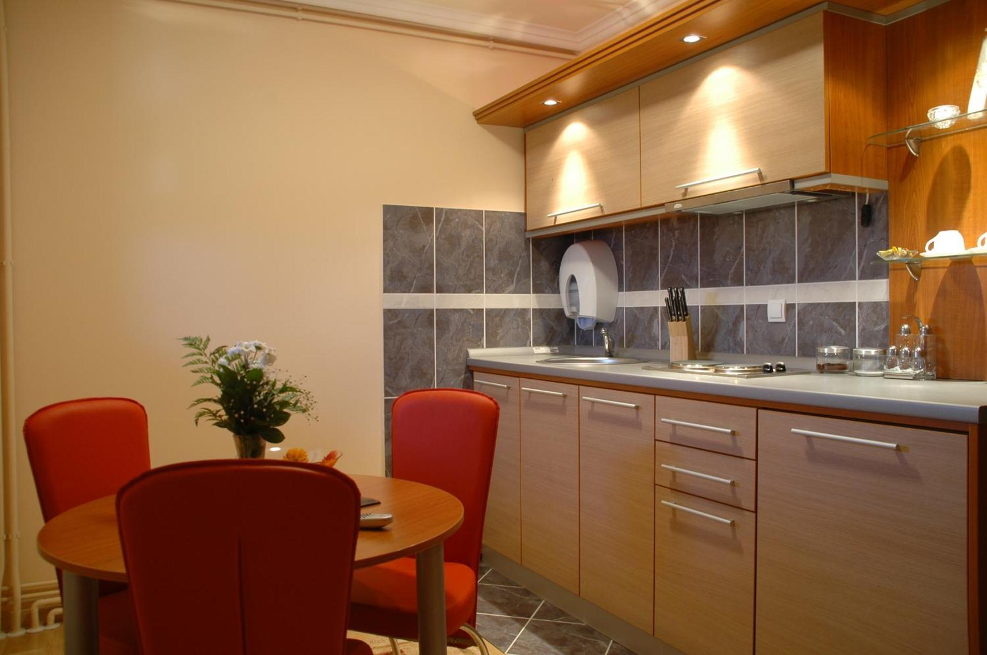 Hotel Tehnograd Kraljevo Kültér fotó